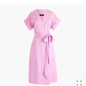 NWT Short-sleeve wrap dress in satin-back crepe